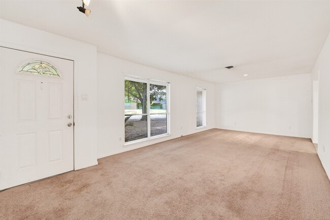 Building Photo - 5422 Spellman Rd