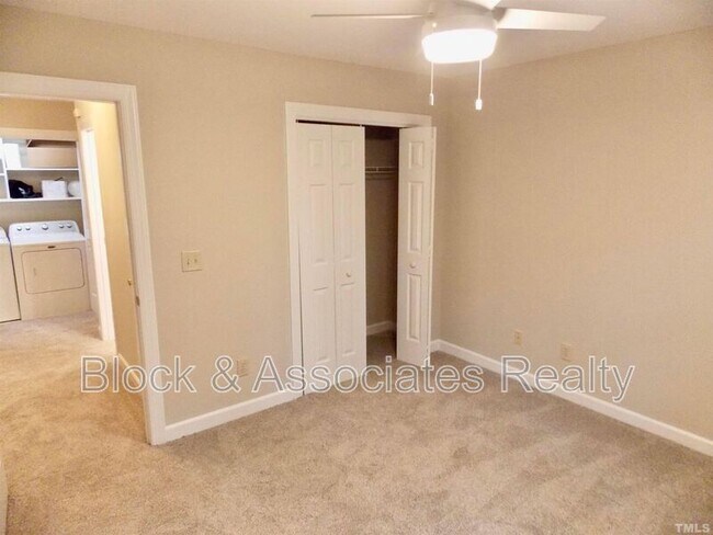 Building Photo - 54 Preakness Dr