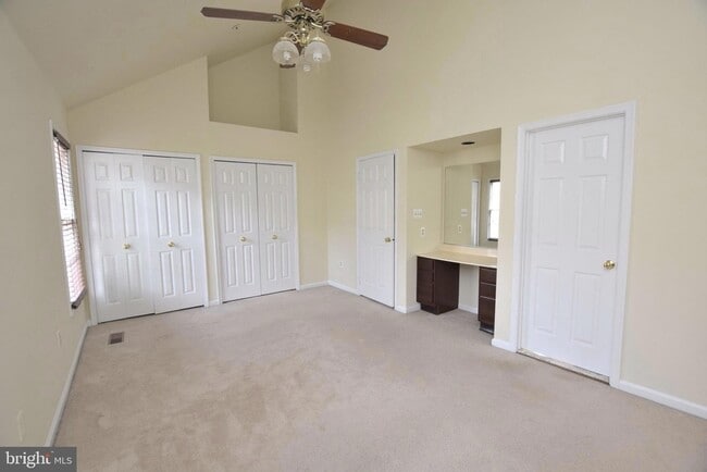 Building Photo - 7919 Blue Gray Cir