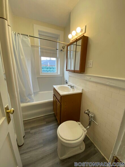 Building Photo - 1171 Boylston St