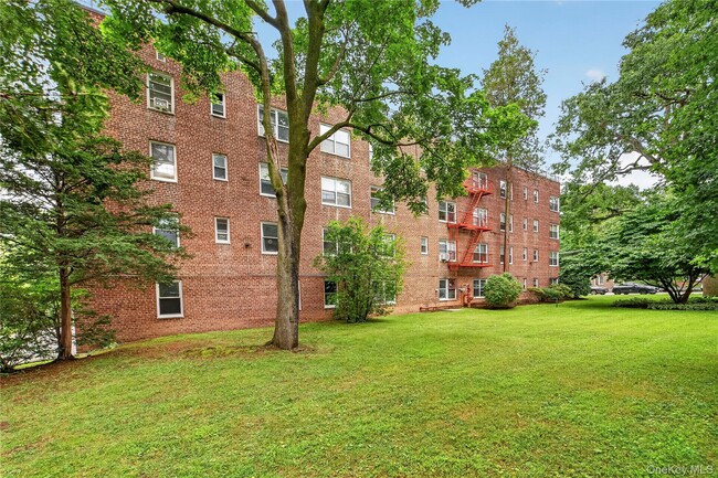 Building Photo - 793 Palmer Rd
