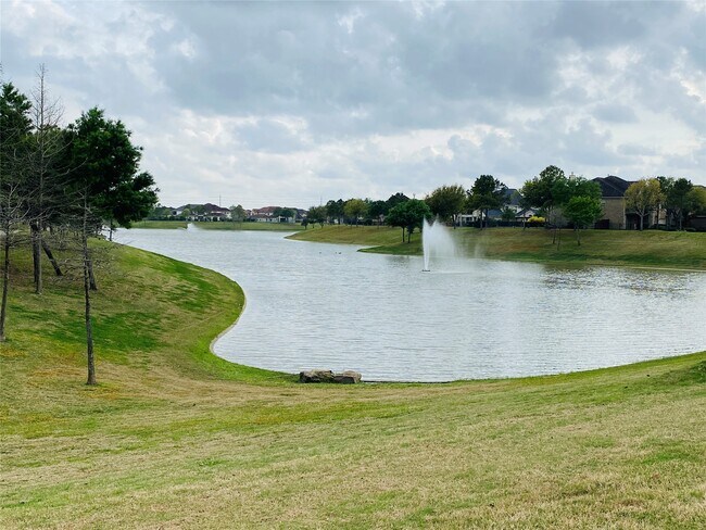 Building Photo - 2313 Echo Harbor Dr