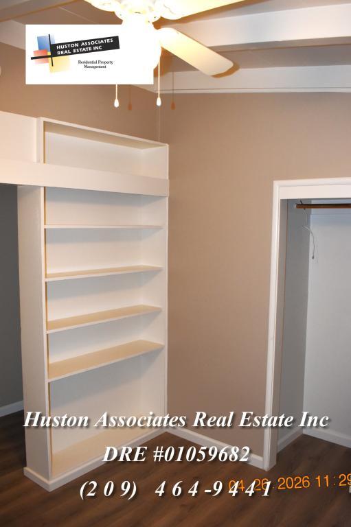 Building Photo - 3936 Dennis Ave