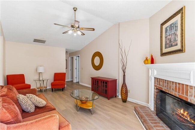 Building Photo - 1501 Colt Ridge Ln SE