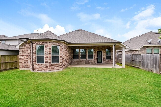 Building Photo - 10327 Armstrong Dr
