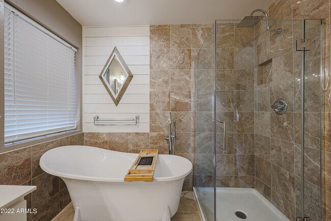 Building Photo - 16146 N 158th Ave