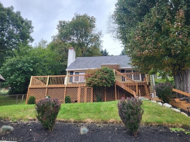 Building Photo - 69 Birch Pkwy