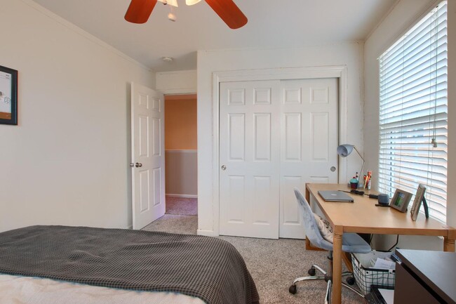 Building Photo - Four Bedroom Home in the Harlan Ranch Community