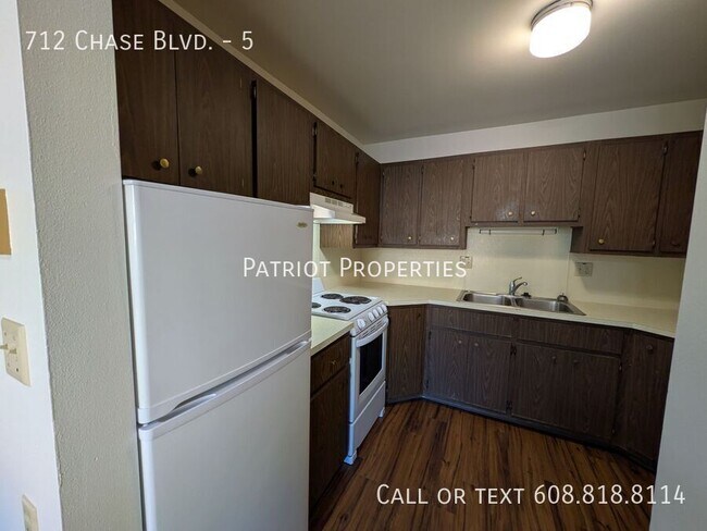 Primary Photo - 712 Chase Blvd