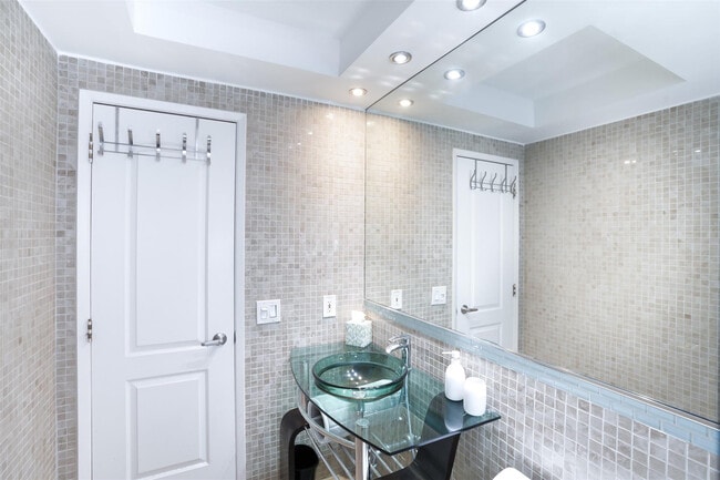 Building Photo - 2681 S Course Dr