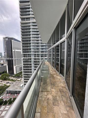 Building Photo - 475 Brickell Ave