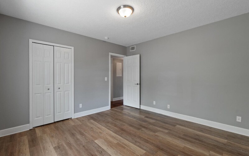 Building Photo - 3434 Blanding Blvd