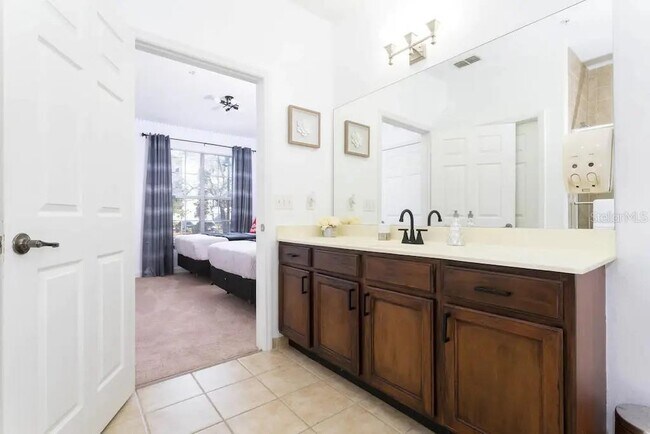 Building Photo - 3176 Feltrim Pl