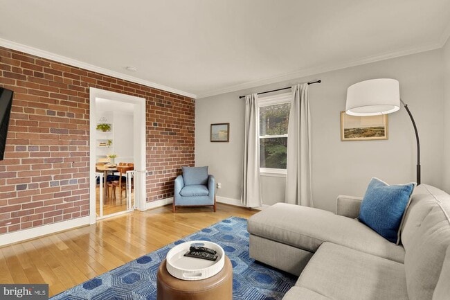 Building Photo - 11612 Galt Ave