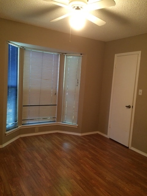 Building Photo - 2601 Cedar Ln