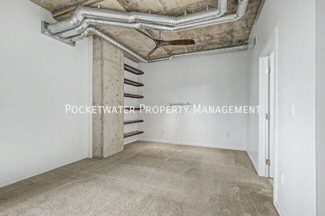 Building Photo - 3601 Arapahoe Ave