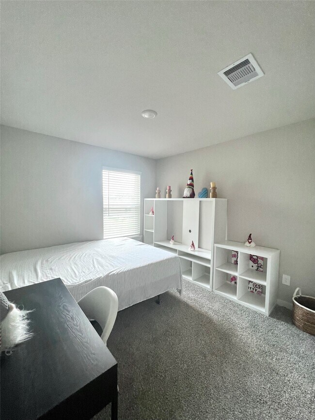 Building Photo - 14233 Wonder Lake Ln