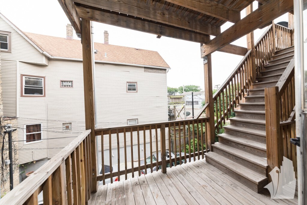 Building Photo - 1507 W Barry Ave