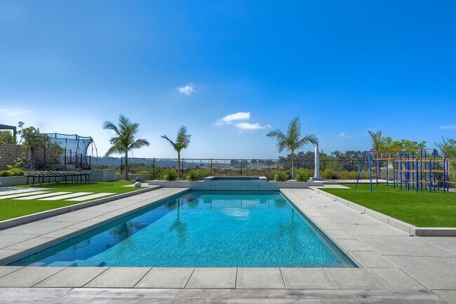 Building Photo - 13710 Goldenpine Trl