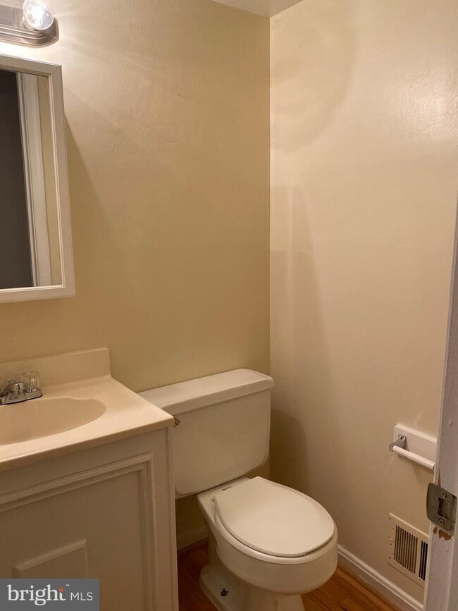 Building Photo - 2822 Hogan Ct