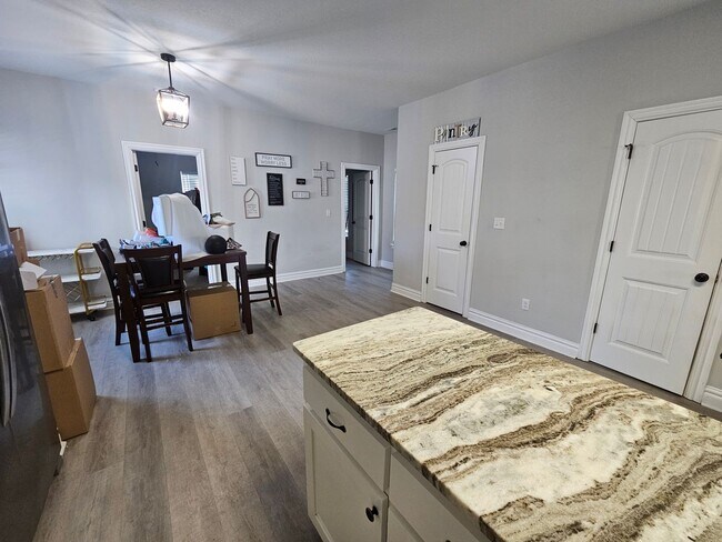 Building Photo - BERKLEY