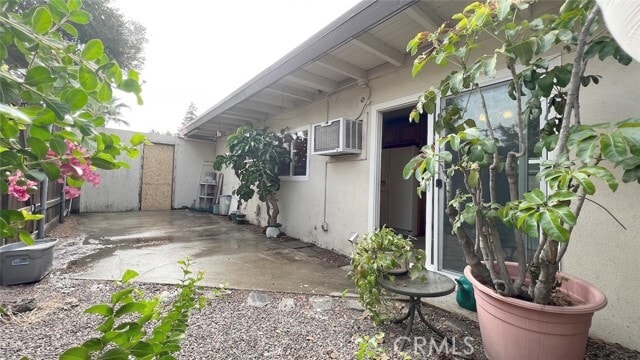 Building Photo - 284 N Palm Ave