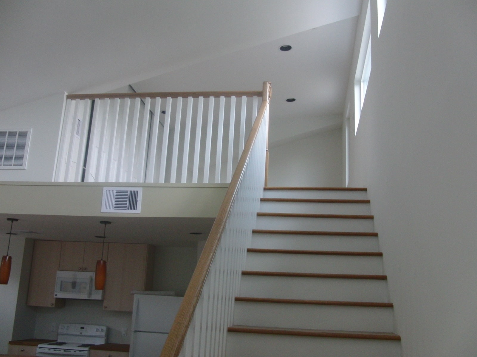 Building Photo - 1703 Oxford St