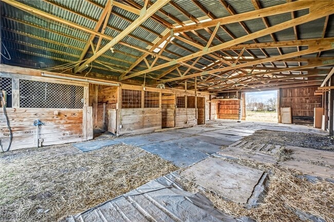 Building Photo - 12192 Leffingwell Rd