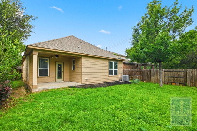 Building Photo - 4906 Madrid Dr