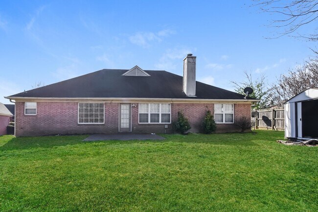 Building Photo - 9254 Tamhaven Dr