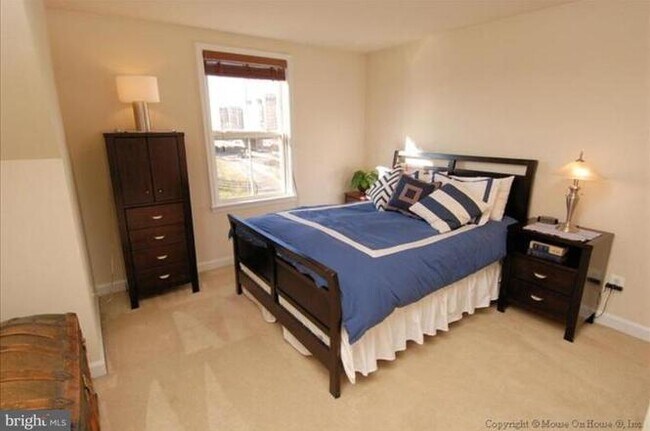 Master Bedroom #2 - 650 9th St SW