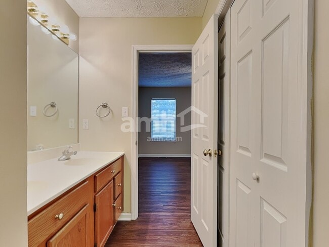 Building Photo - 6955 Saint Croix Ln