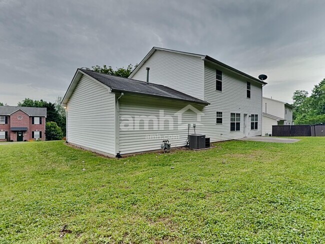 Building Photo - 8617 Rayworth Trl