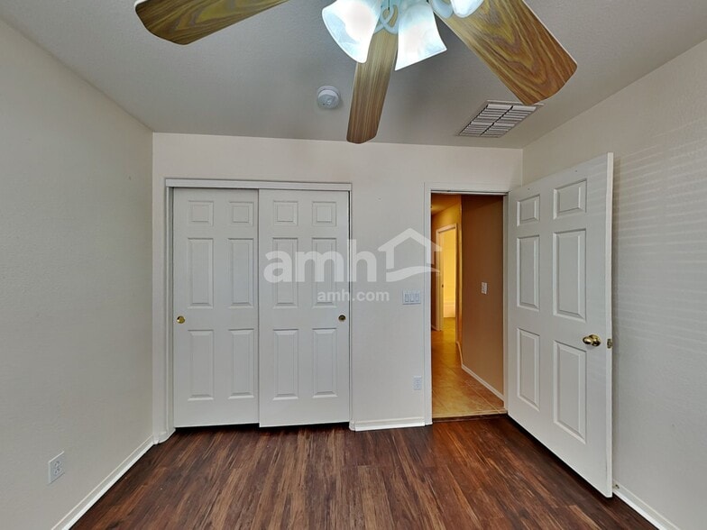 Building Photo - 15303 N 162nd Ln