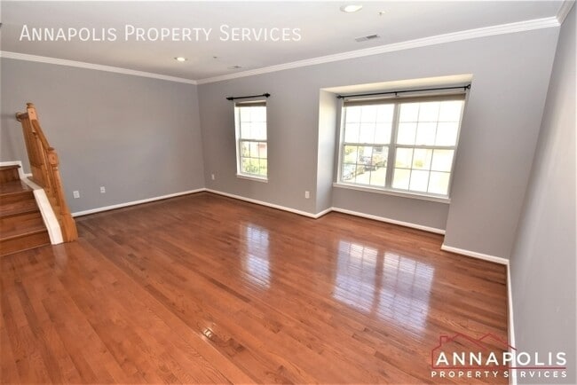 Building Photo - 109 Pinecove Ct