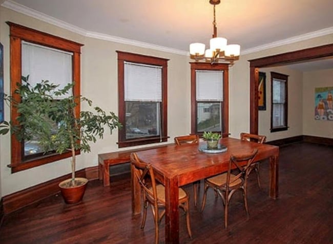 Building Photo - 705 W 3rd St