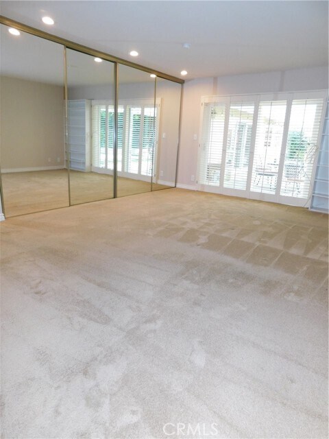 Building Photo - 2414 Sarandi Grande Dr