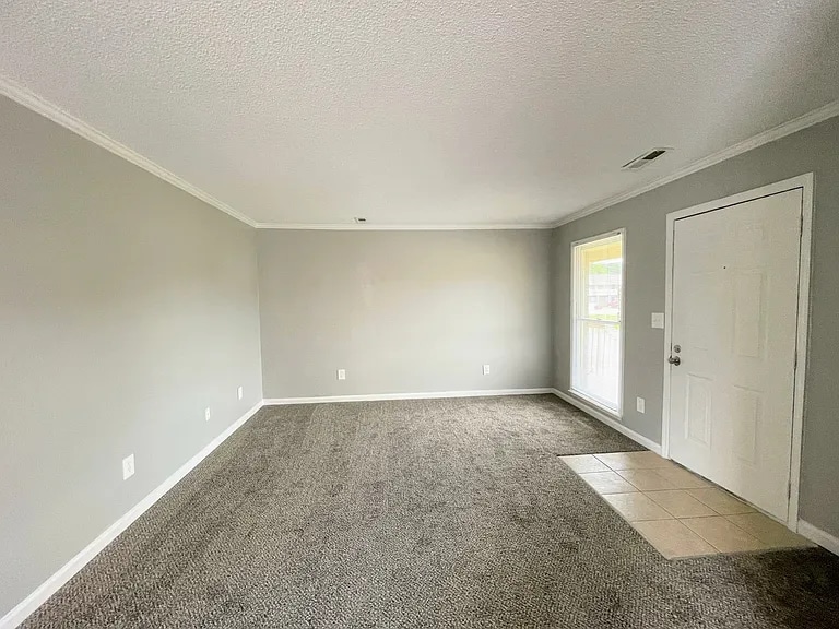 Building Photo - 4419 Torrance Dr NW