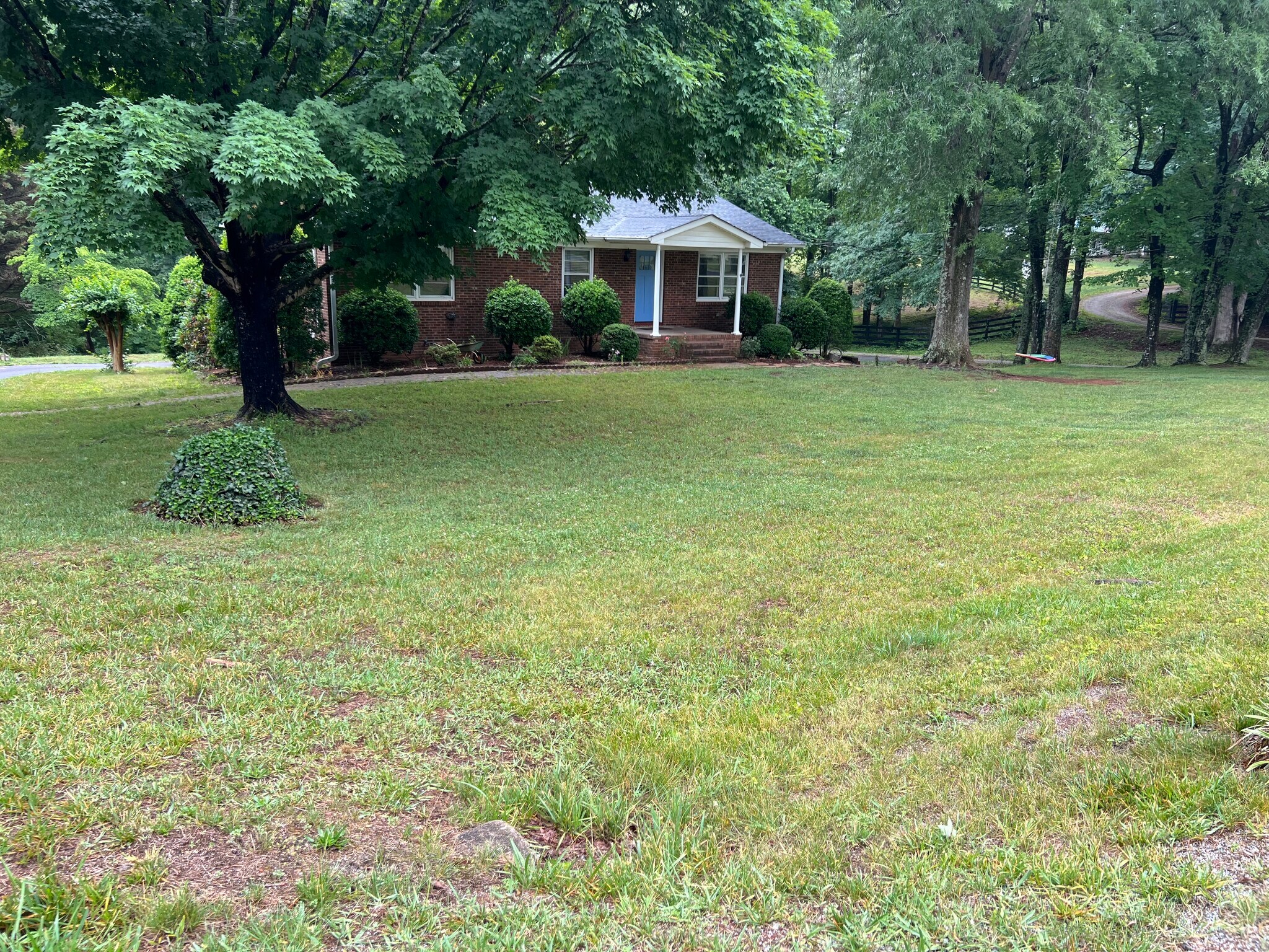 Building Photo - 509 Maverick Rd