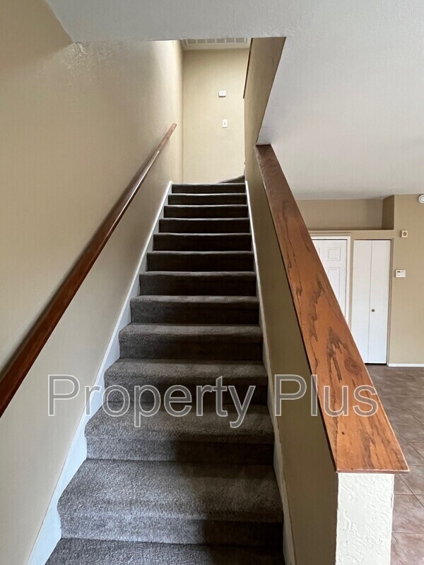 Building Photo - 1245 W 1st St