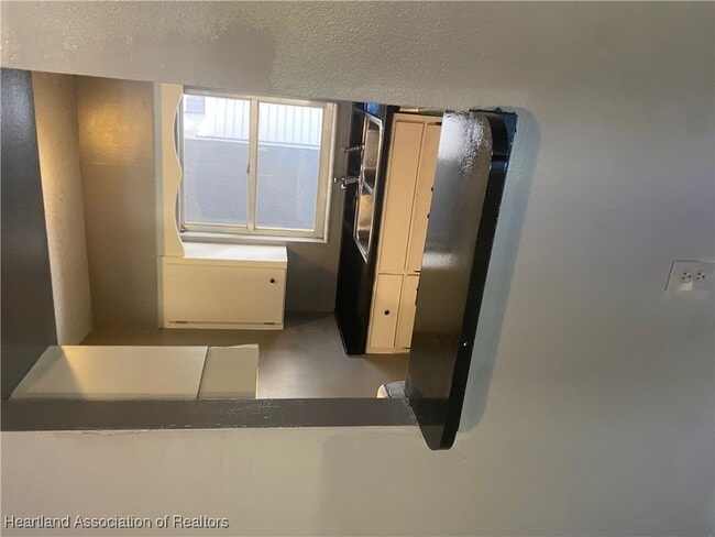 Building Photo - 1521 Bassage Rd