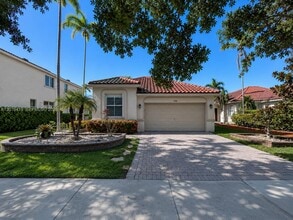 Building Photo - 1776 Aspen Ln