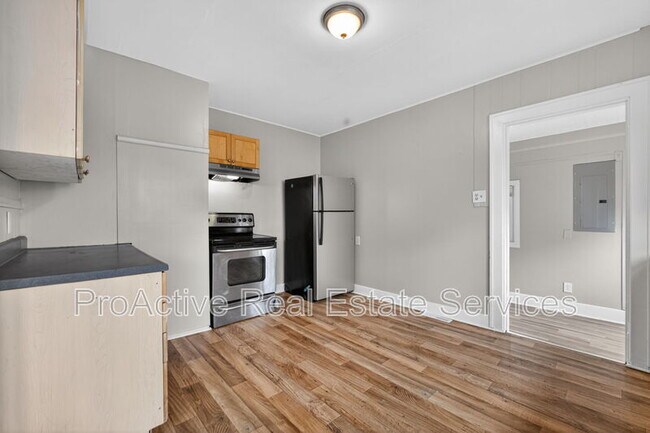 Building Photo - 108 Wright Ave