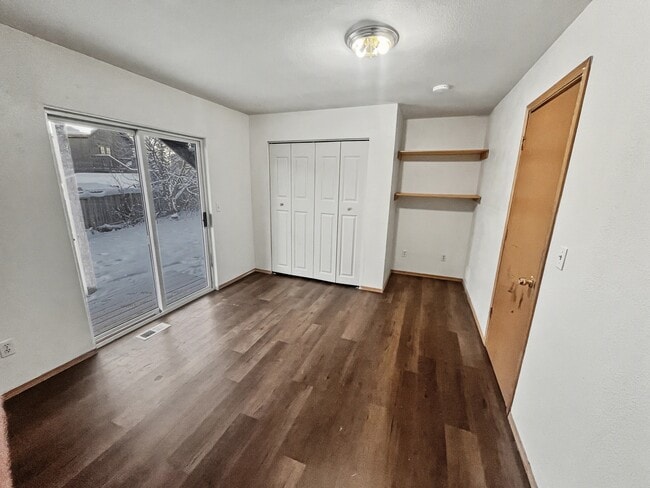 Building Photo - 6426 Coachman Cir