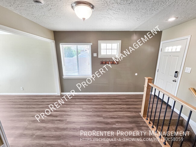 Building Photo - 1162 Collins Blvd