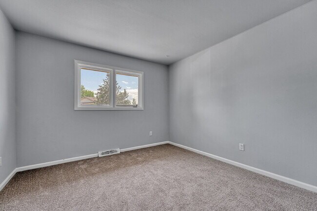 Building Photo - $3,645.95 with $300 Cleaning Voucher, 4 Beds - 3.5 Bath, Single Family Home in Westminster with S...