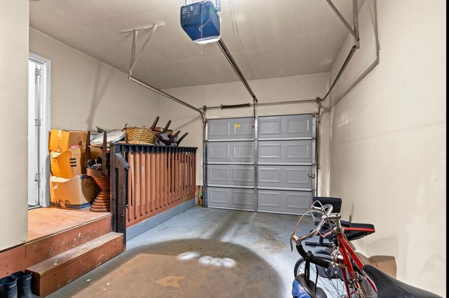 Garage - 5300 Forest Downs Ln