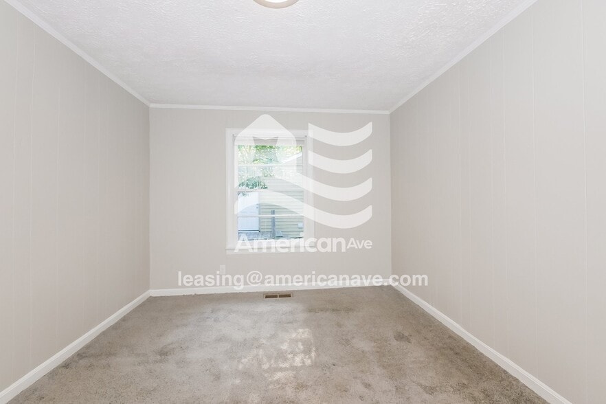 Building Photo - 1309 Alma Ave