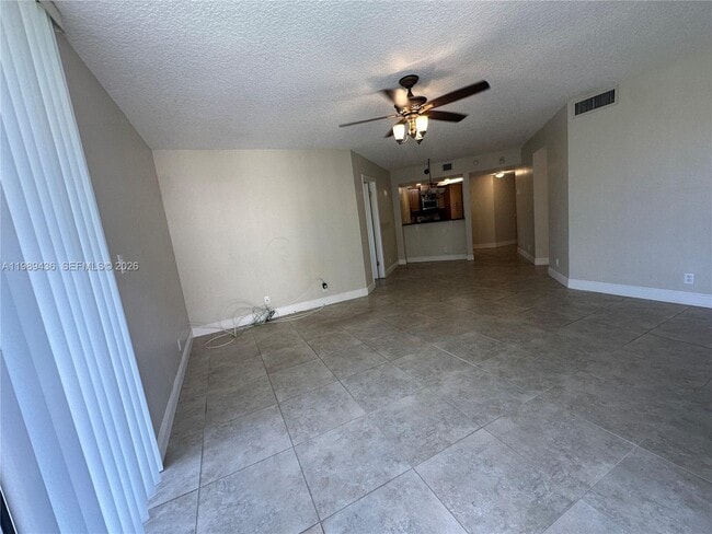 Building Photo - 10401 W Broward Blvd