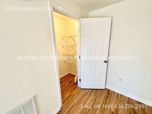 Building Photo - 19625 Leesville Rd